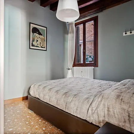 Castello Cozy X4 - Calle Crosera